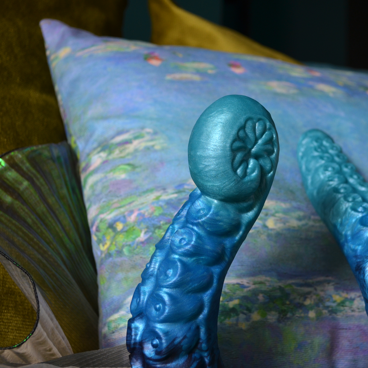Nea Illusion Lake: Black to Blue Tentacle Dildo | Fera Daemon Nea Illusion Lake: Black to Blue Tentacle Dildo | Fera Daemon