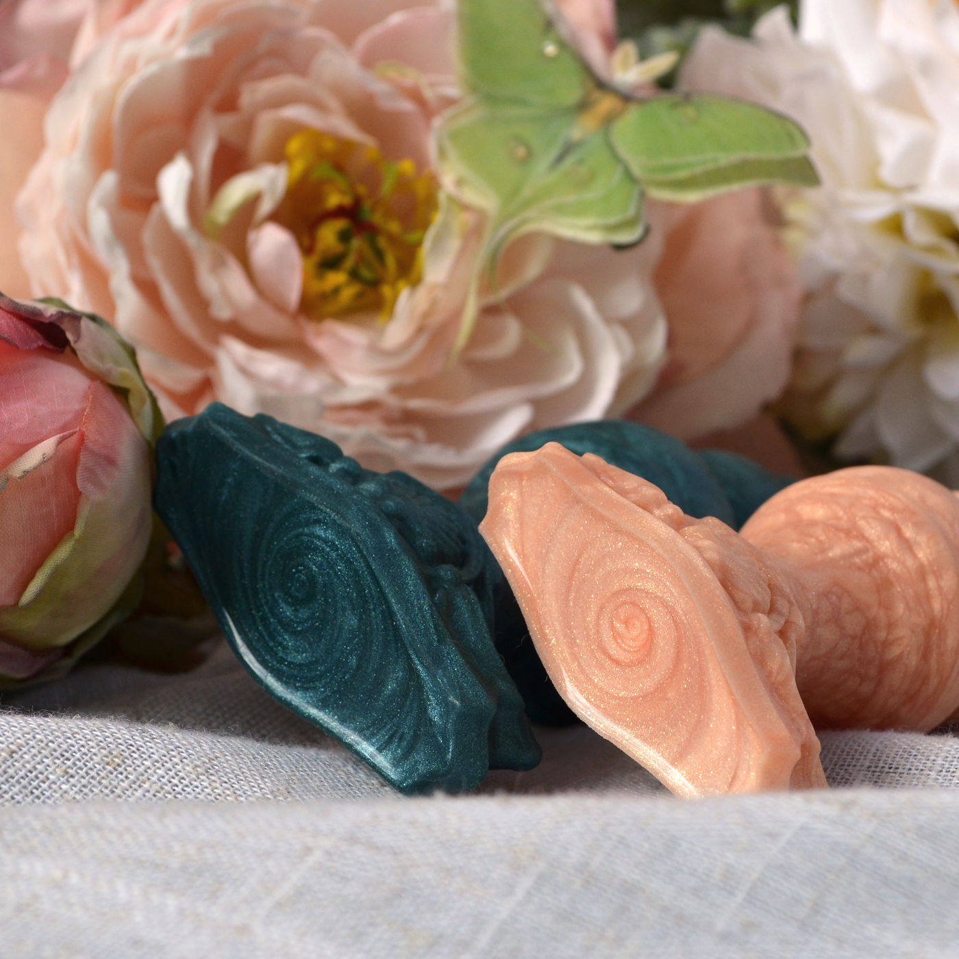 Base T du plug vaginal Fênra de Fera Daemon, un socle fin et confortable