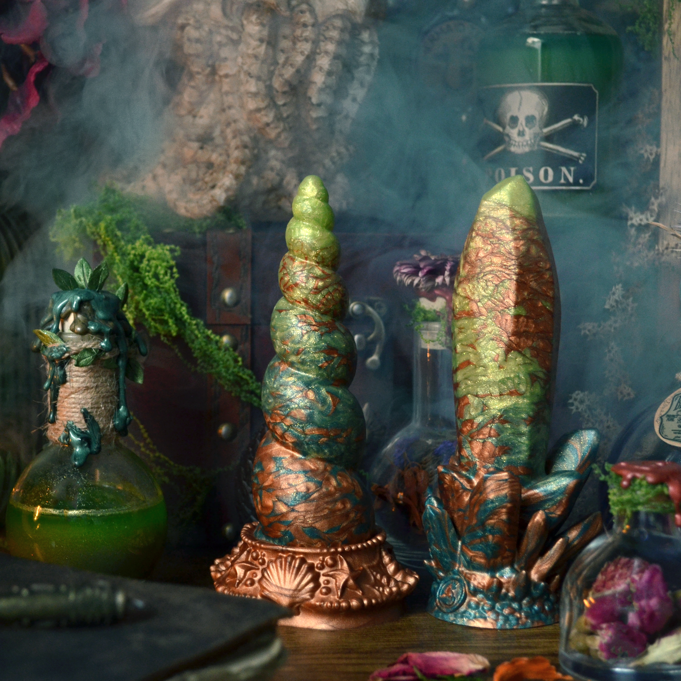 Dildo cristal vert à l'esthétique fairy et fantaisie, un beau sextoy en silicone idéal pour le cosplay érotique de sorcière
