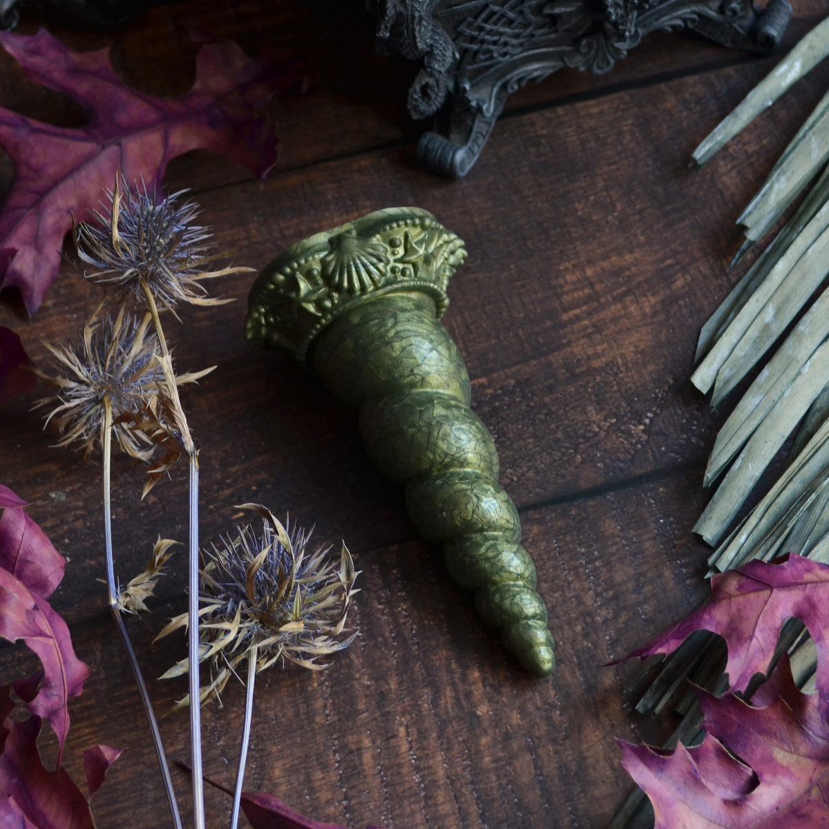 Fenra Ilvine Leaf: Khaki Green Unicorn Dildo | Fera Daemon