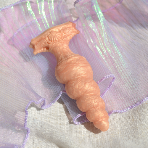 Fera Daemon Fenra Plug Pearly Peony